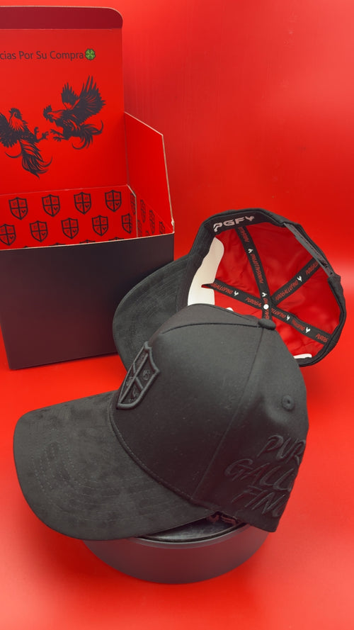 PuroGalloFino black suede cap